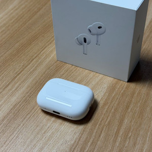 에어팟 프로 2세대 USB-C (4개월, 10회 사용)