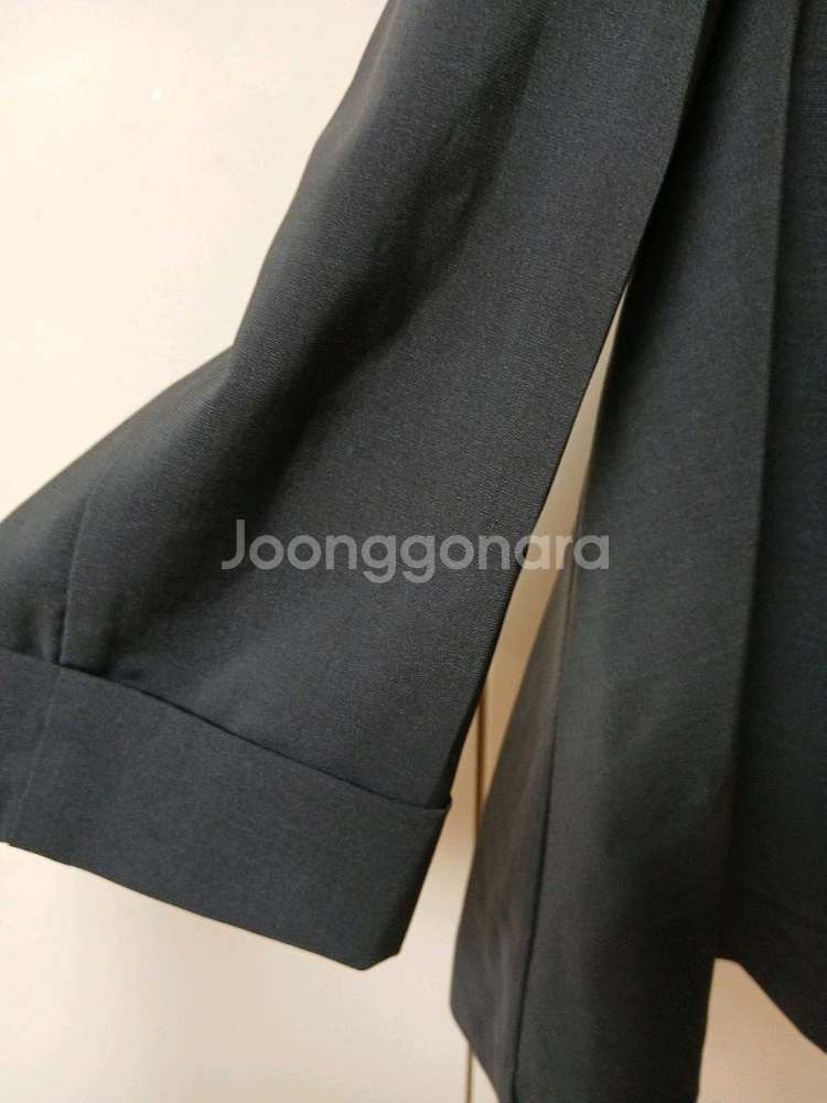 SOGO 검정 얇은 정장 스타일 가을 자켓--1