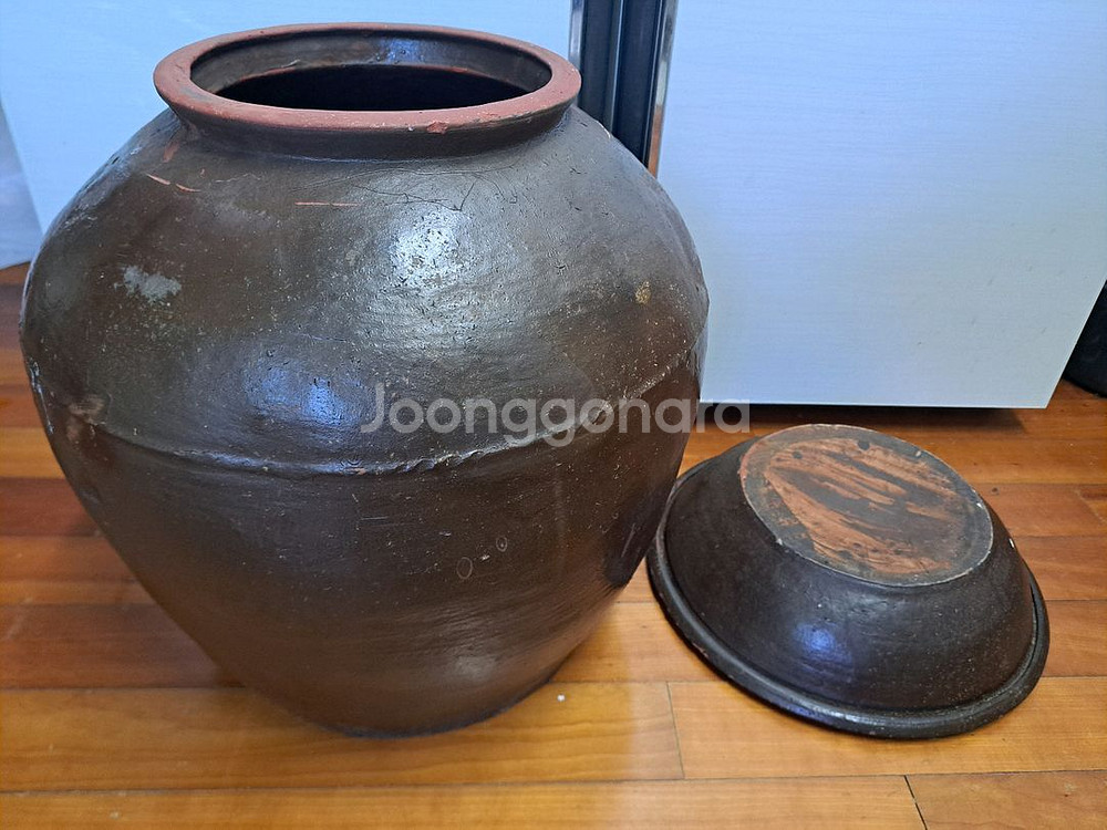 옛날 항아리--1