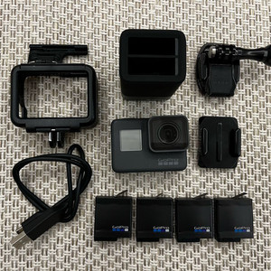 고프로 히어로5(배터리 4개, 충전기 포함)