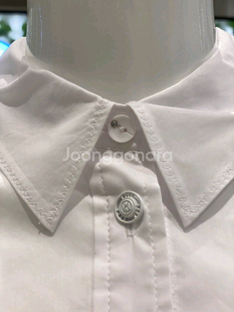 듀엘 퍼프소매 블라우스--3