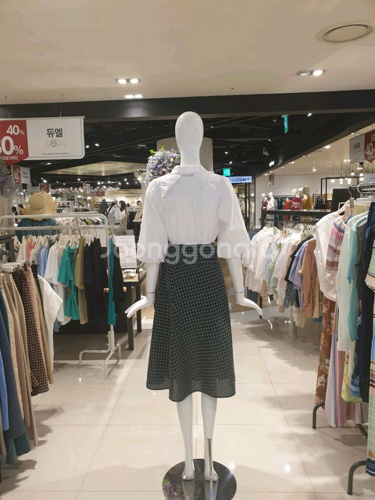 듀엘 퍼프소매 블라우스--8