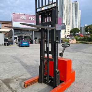 수성 동력 전기지게차