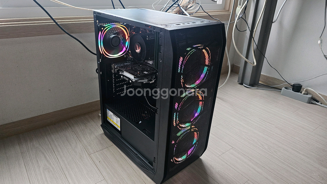 컴퓨터 게이밍사무용 데스크탑 본체 i7-7700 팝니다--0