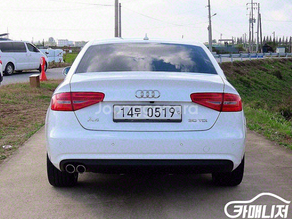 [아우디]뉴 A4 30 TDI 다이나믹 (5인승) #앱--3