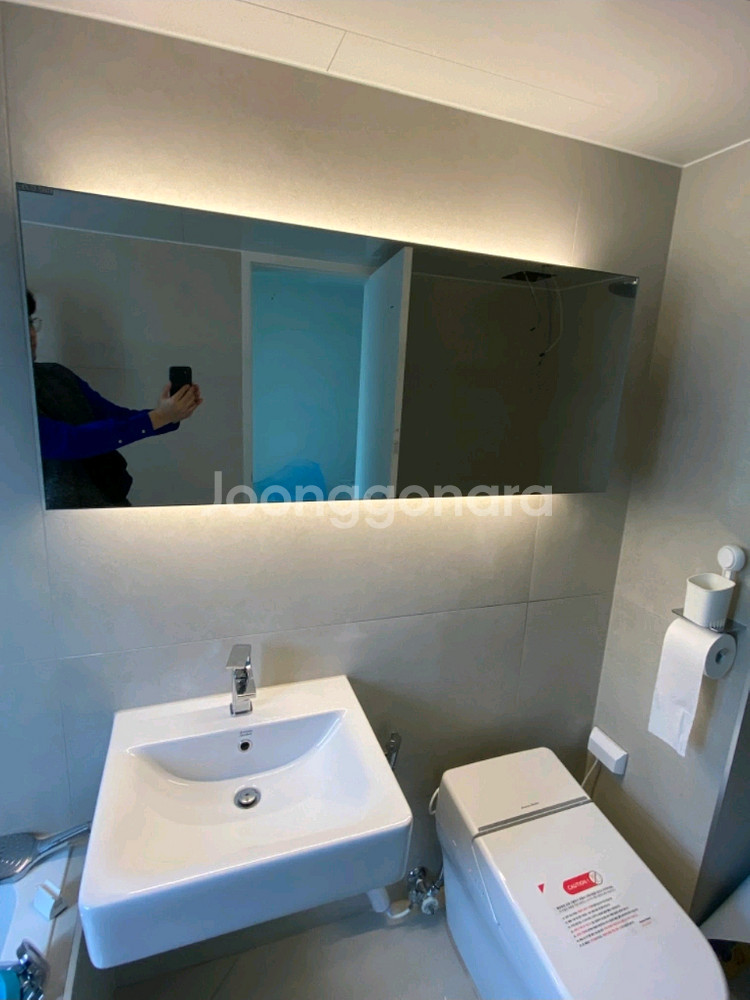 HANA BATH LED 거울 수납장 (욕실장) 새제품--1