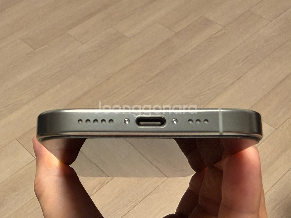 아이폰16 프로 내추럴 티타늄 256GB--6