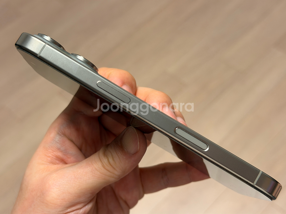 아이폰16 프로 내추럴 티타늄 256GB--12