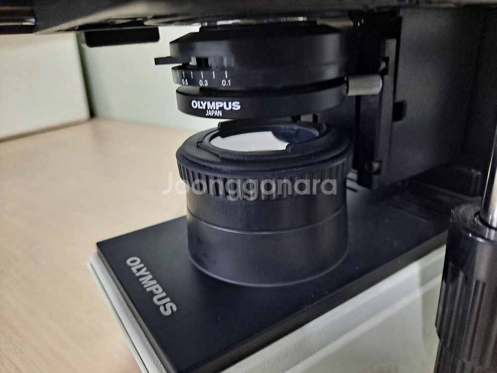 OLYMPUS CH40RF100--1