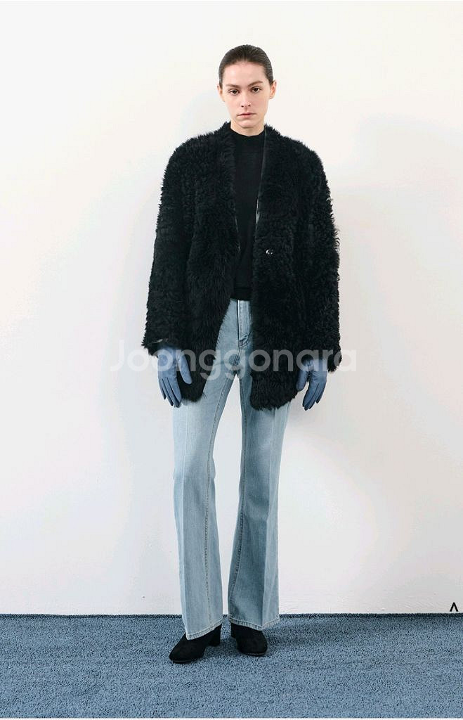 램스킨 퍼 하프 코트 Black--1