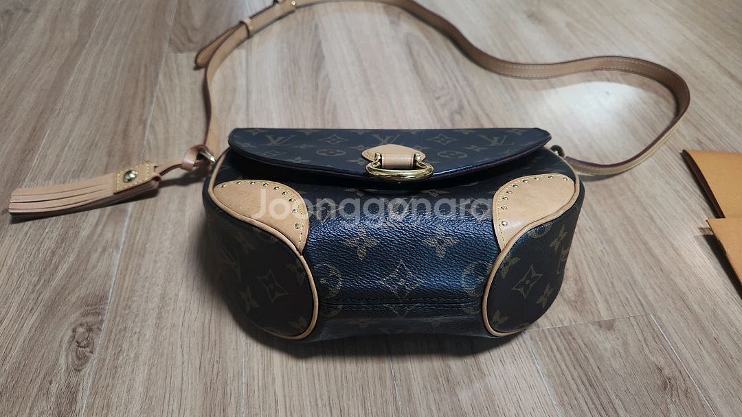 루이비통 크로스백 m41481--2