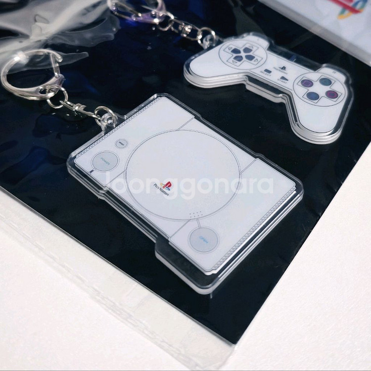 플레이 스테이션 30주년 기념 키링 3종--1