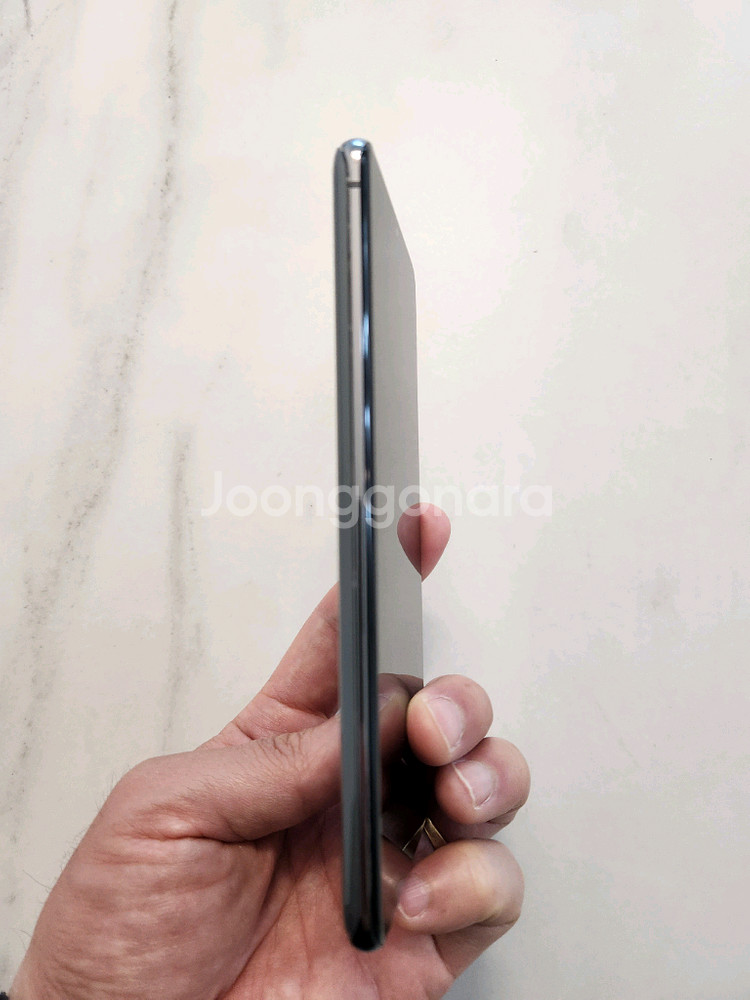 갤럭시 S20플러스--6