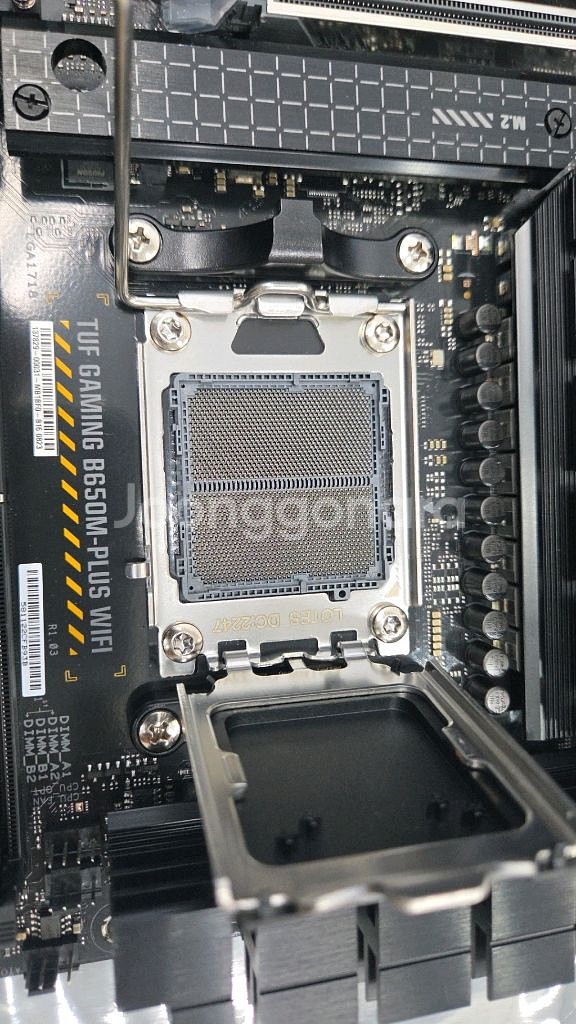 asus tuf b650m plus wifi 판매--1