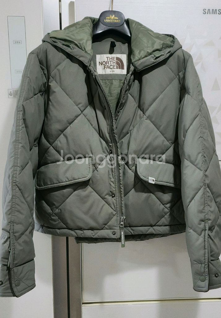 노스페이스 경량패딩--11