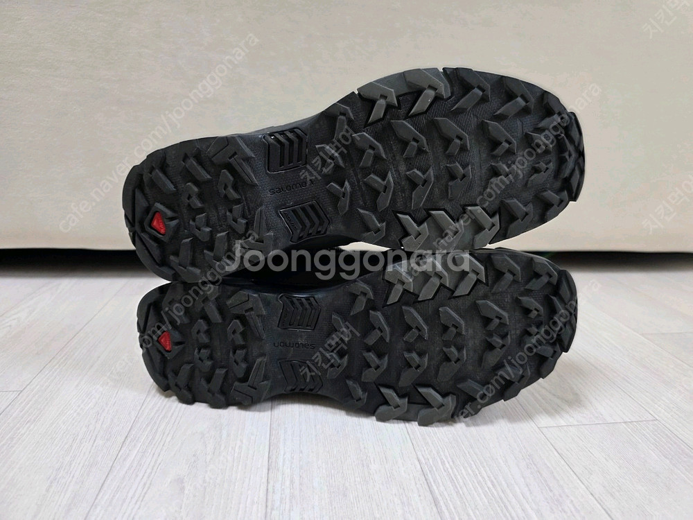 살로몬X울트라4 미드와이드 GTX 팝니다--3