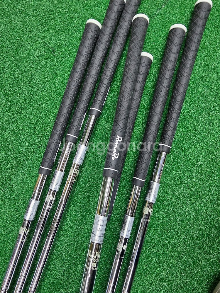 로마로 타입 R+ 4~P 950S 아이언 (7번만사용)--1