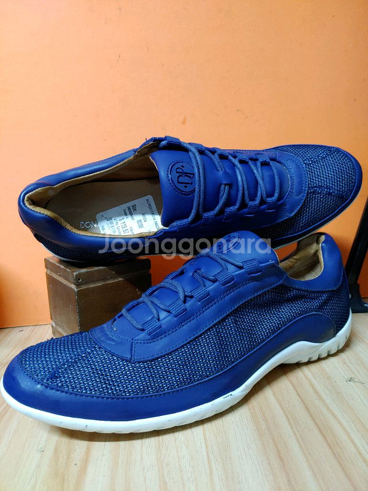 도널드플리너 스니커즈(US10여유있는275)--0