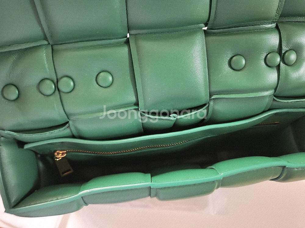 보테가베네타 크로스백--4