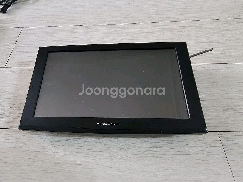 파인드라이브 Q30 아틀란3D 네비게이션--1