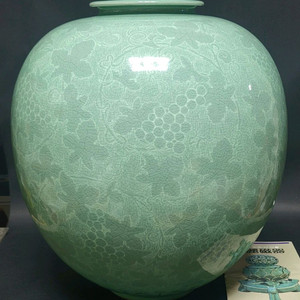 진품 명품 도예 동곡 김정묵 명장 청자 백상감포도문 대호 항아리