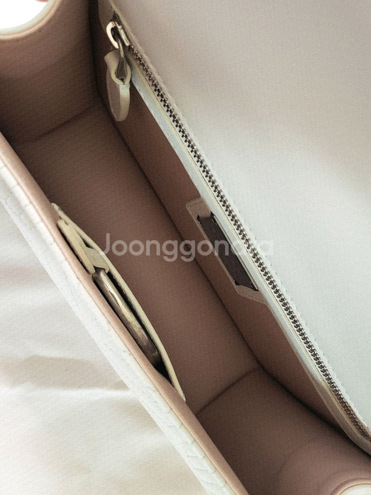 불가리 숄더백--4