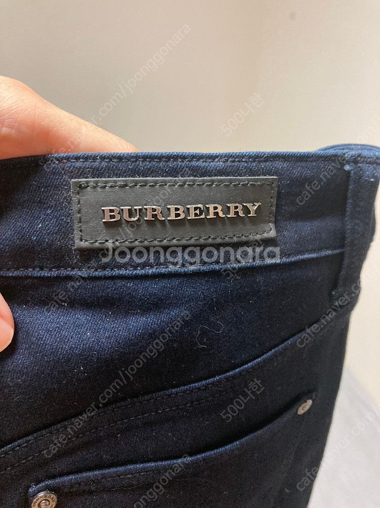 버버리 여성 청바지--3