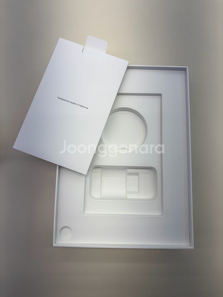 아이패드 에어 5세대 M1 64GB 풀박스--1