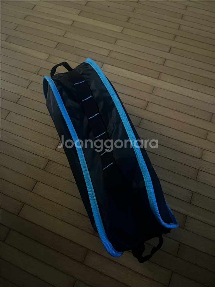 초경량 접이식 캠핑 의자 2개 (볼캡 포함) 팝니다.--0