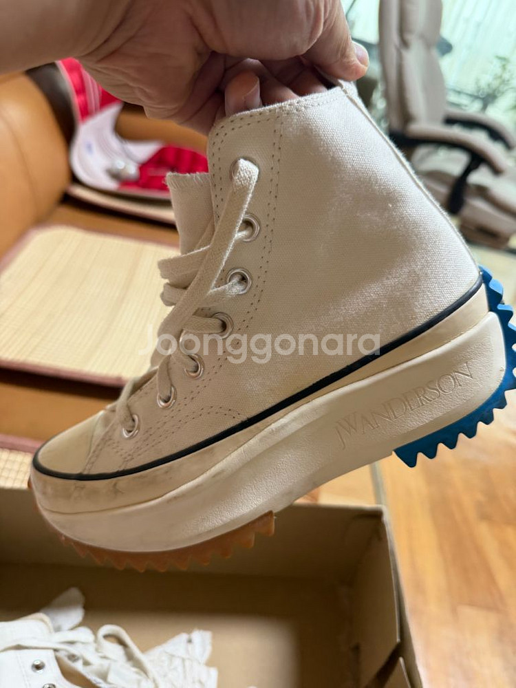 컨버스 런스타 하이크 탑 jw 앤더슨 콜라보 판매.--4