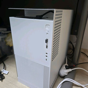 라이젠5700x,rtx5070 본체