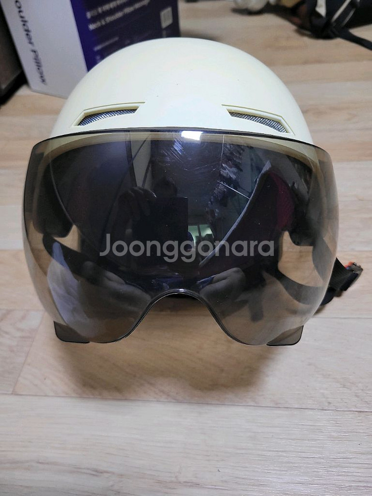 자전거겸오토바이 아이보리 헬멧 팝니다.--3