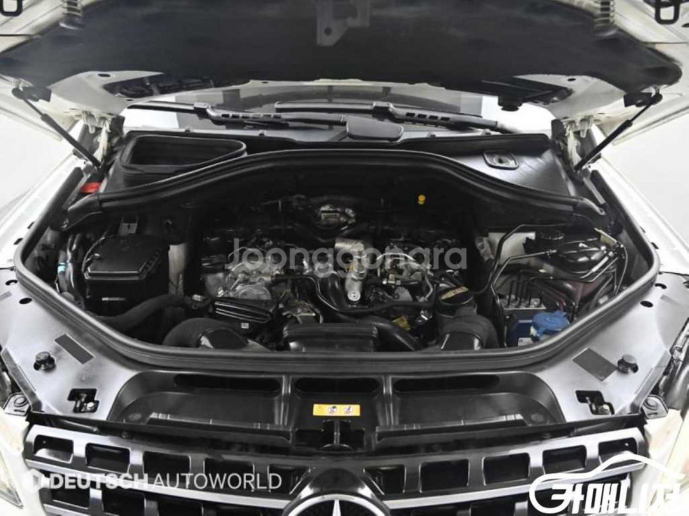 [벤츠]뉴 M클래스 W166 ML350 블루텍 4매틱--5