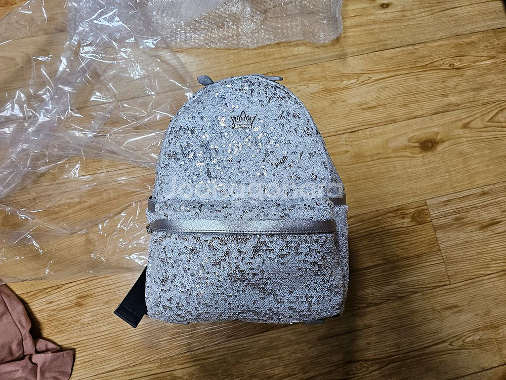 제이에스티나 백팩 세제품 미개봉--0