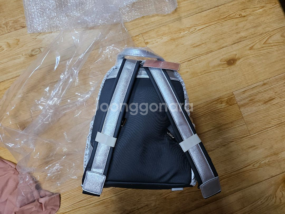 제이에스티나 백팩 세제품 미개봉--3