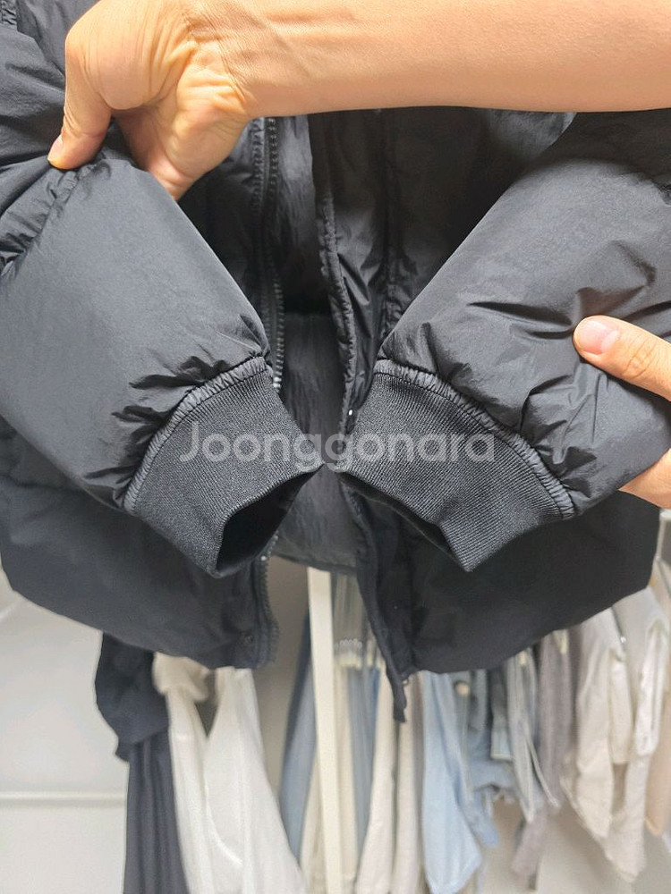 스톤아일랜드 크링클랩스 20fw 논후드숏패딩--4
