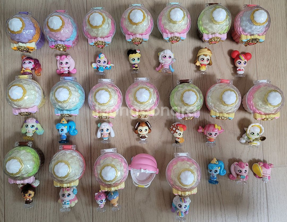 새콤달콤티니핑 18종+피규어3종 총 21종 택포--0