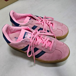 아디다스 가젤 볼드 235