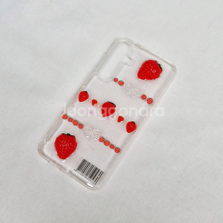 갤럭시 S24 플러스 딸기 레진 투명 폰케이스--0