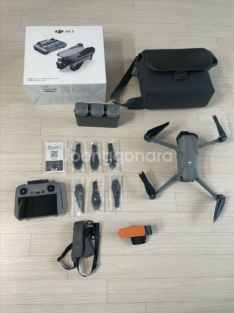 dji 매빅에어3 플라이모어 콤보--0
