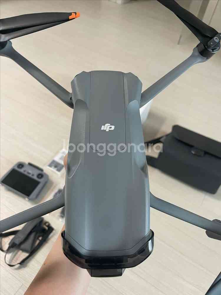 dji 매빅에어3 플라이모어 콤보--2