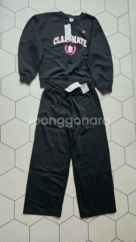 탑텐키즈 150사이즈 상하의3벌--1