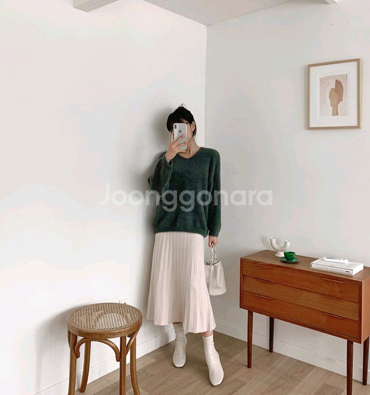 앙고라 브이넥 니트--2