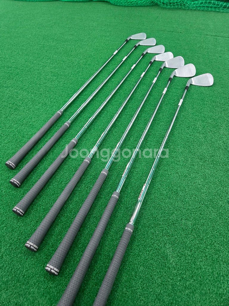 테일러메이드 P790아이언세트(4~9,P)--9