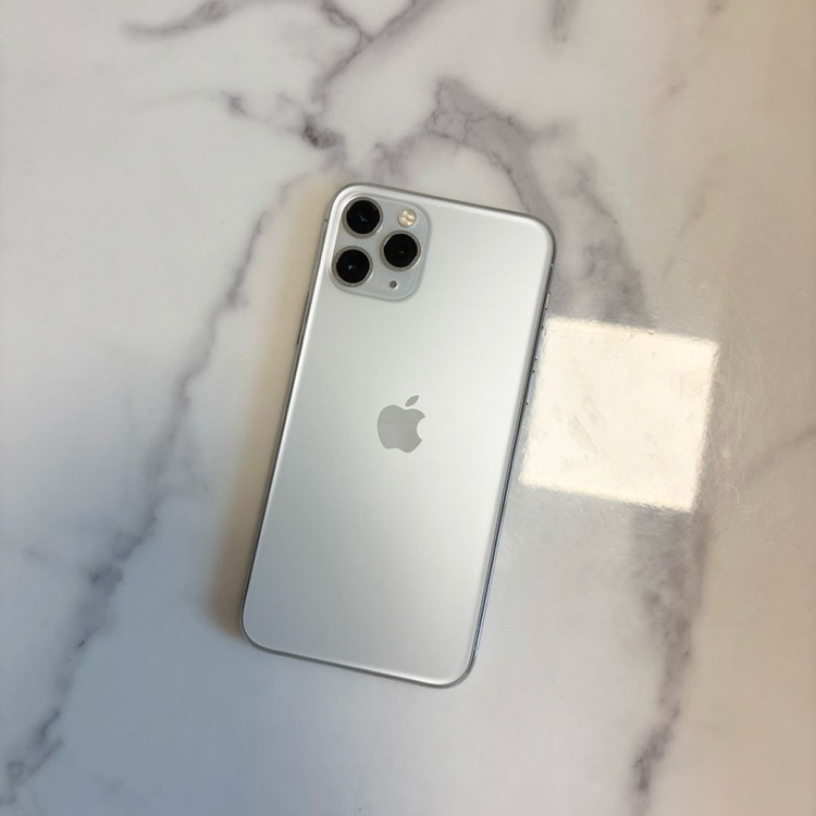 아이폰11프로 256 실버 이미지