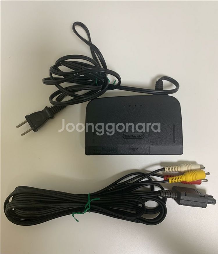 닌텐도64 본체 + 디디콩레이싱 팝니다--4