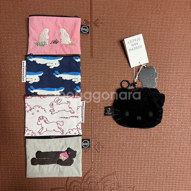 [키티버니포니,조셉앤스테이] 파우치 3만5천원 판매--0