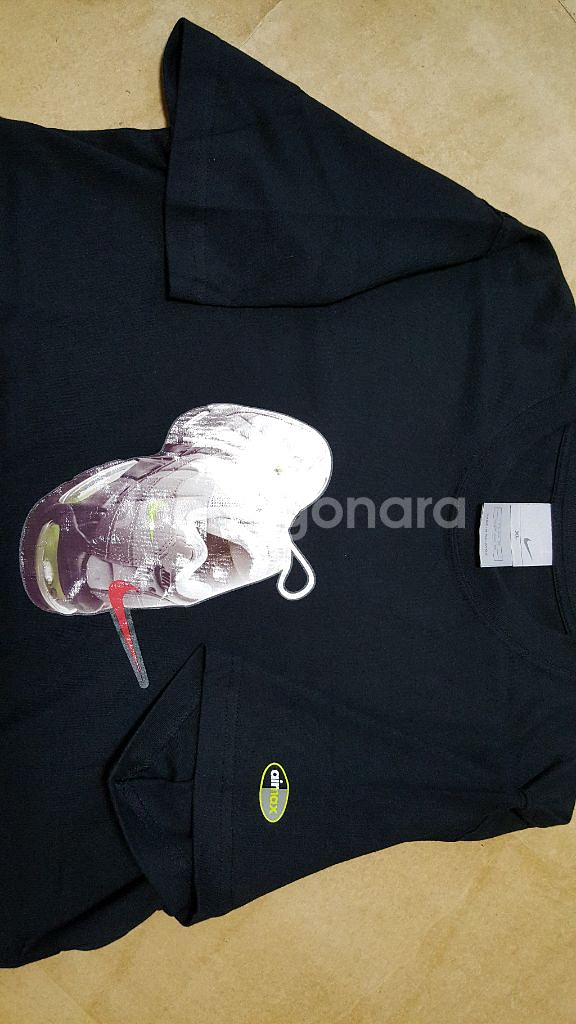 AIR MAX95프린트 나이키 티셔츠 팝니다--2