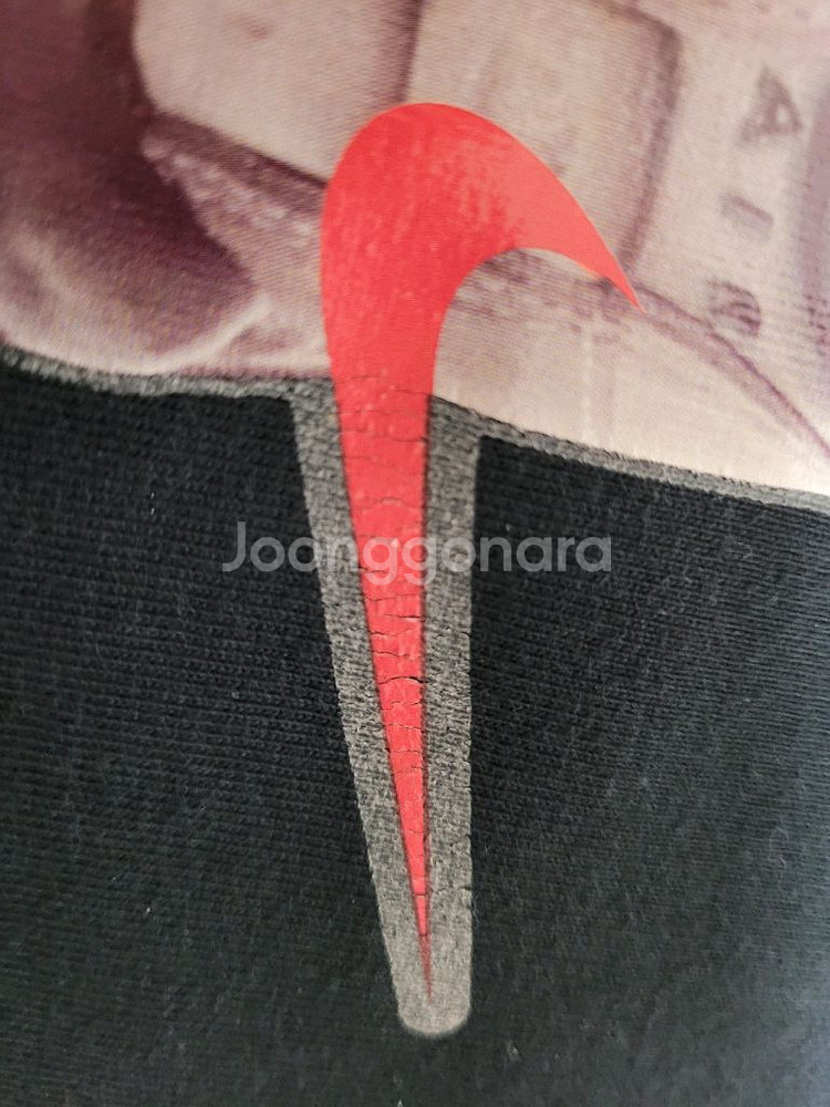 AIR MAX95프린트 나이키 티셔츠 팝니다--3