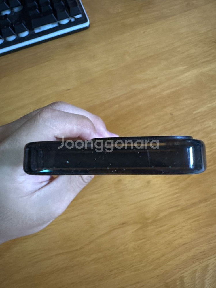 아이폰 15프로 케이스티파이 팝니다--4